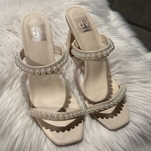 DV by Dolce Vita Cream Pearl-Embellished Heeled Mules